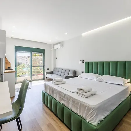 Mare Blu By Ps * Golem (Tirana)
